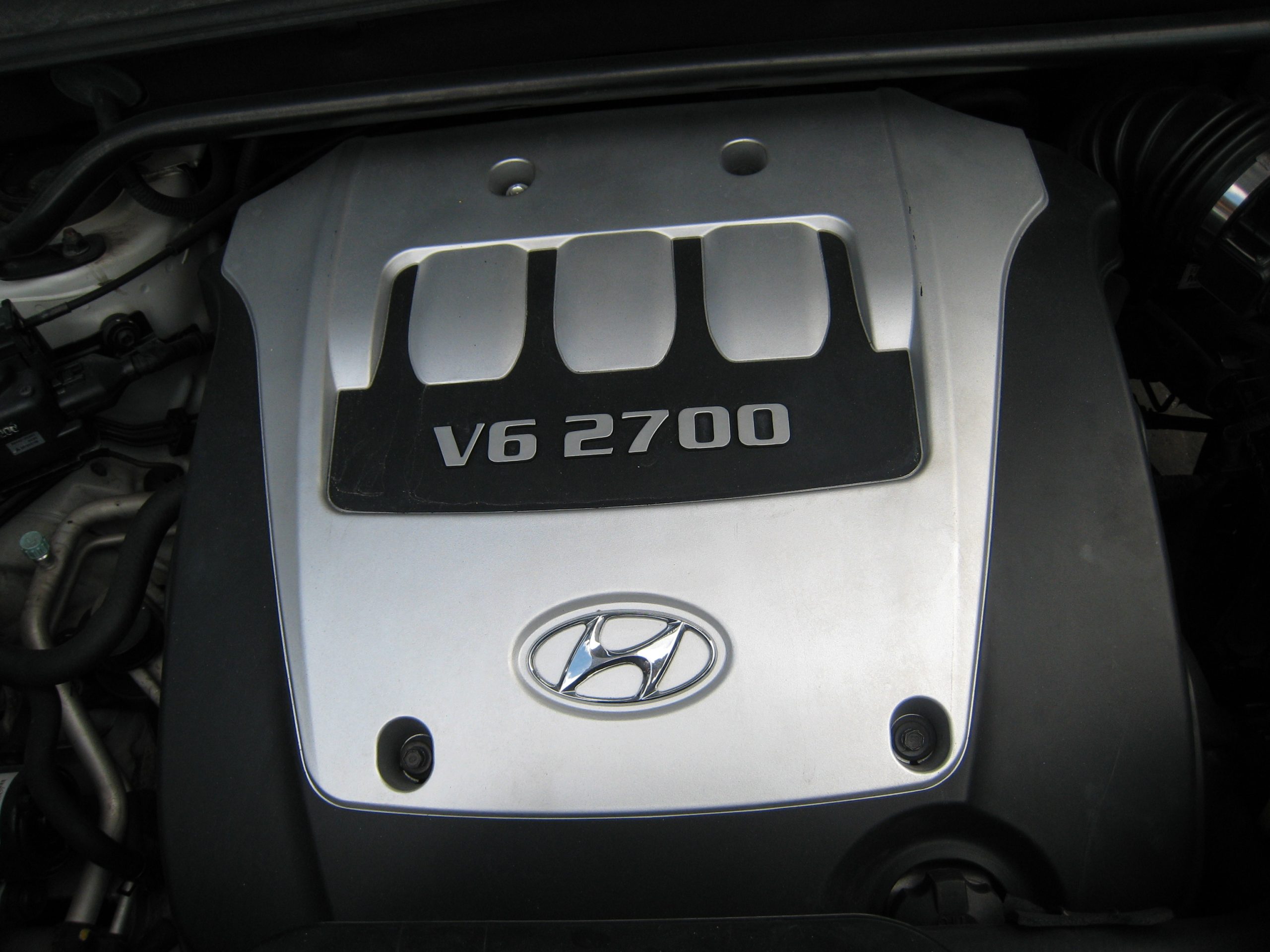 HYUNDAI ENGINE