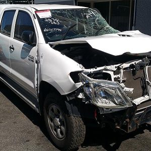 toyota-hilux-sr-2010-02