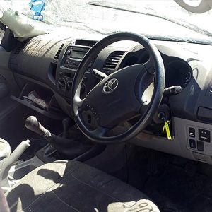 toyota-hilux-sr-2010-05